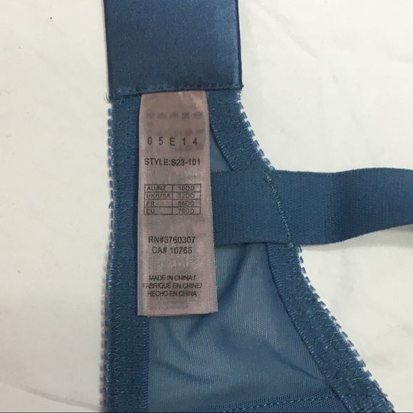 Stella McCartney: Stunning Silk Lace Bra!! - Picture 4 of 10